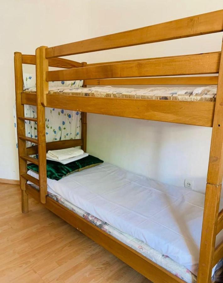 Infinity Hostel & Tour Ереван Екстериор снимка