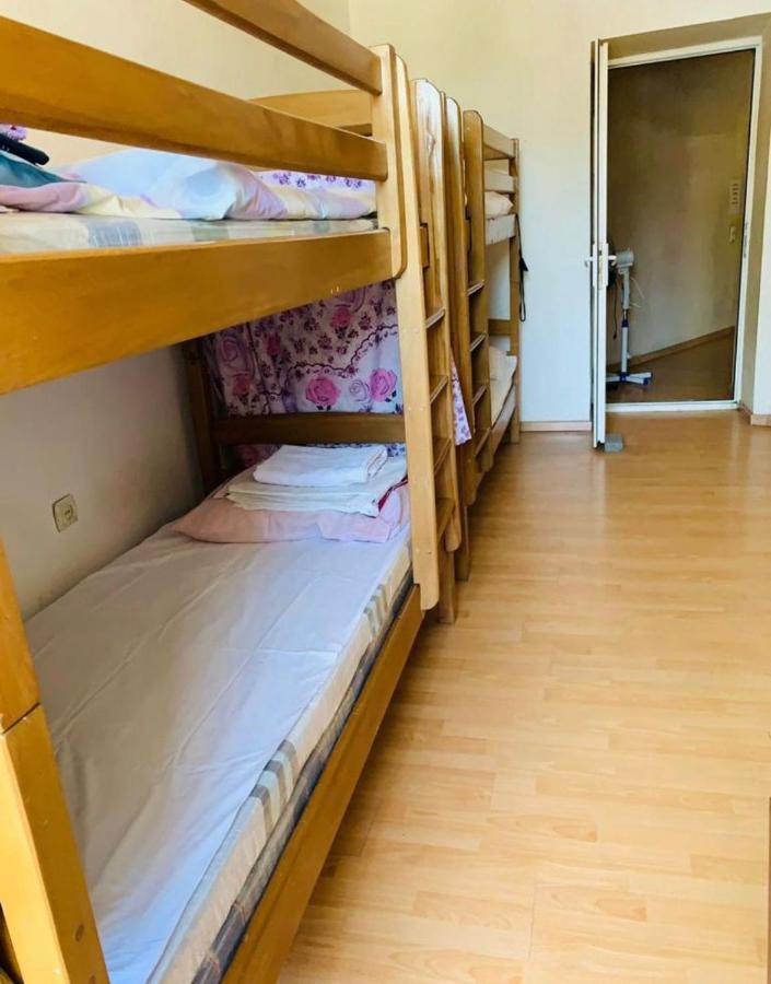 Infinity Hostel & Tour Ереван Екстериор снимка